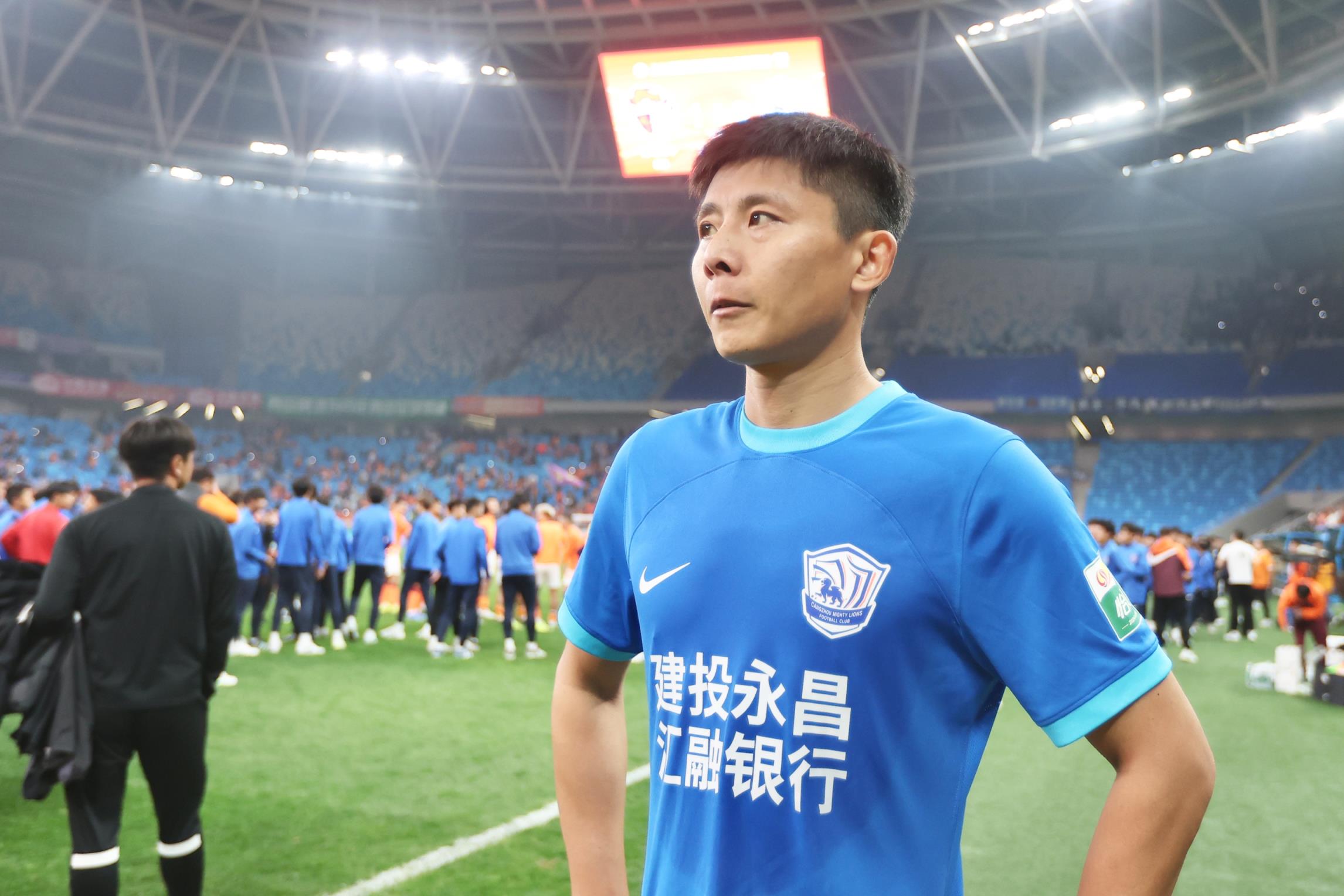 今天第5個！鄭凱木質(zhì)疑滄州：連續(xù)四年欠球員工資，還能過準(zhǔn)入？